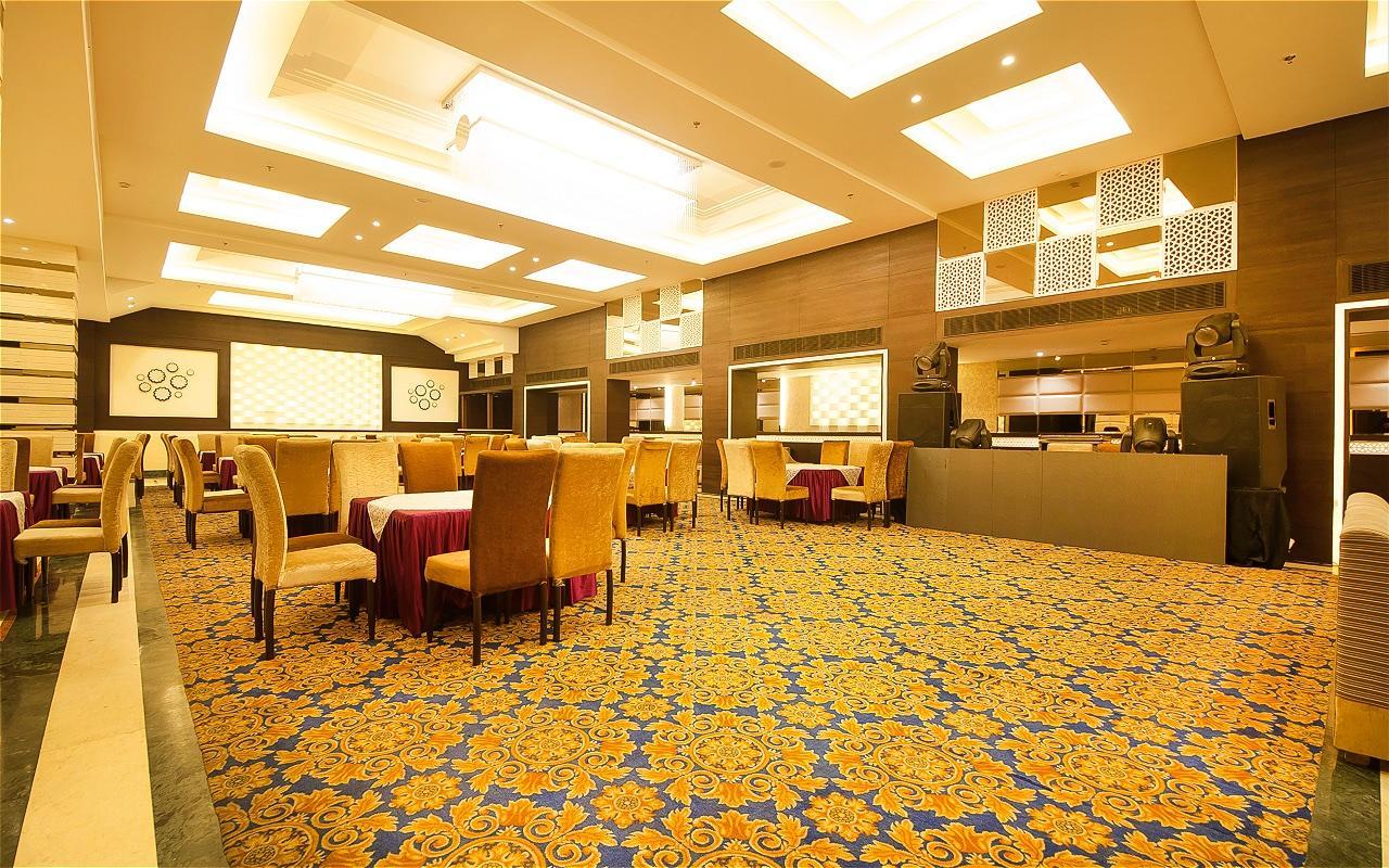 The Palm Court Ludhiana Exterior foto