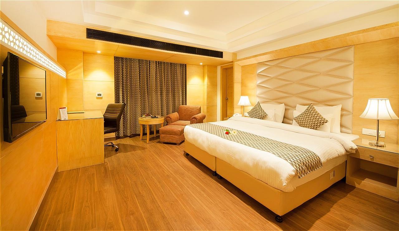 The Palm Court Ludhiana Exterior foto